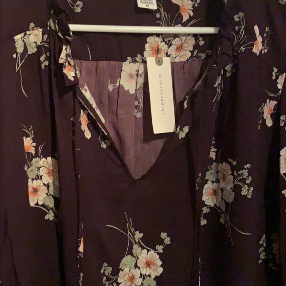 New with Tags Anthropologie Velvet Top Size XS - Picture 4 of 7
